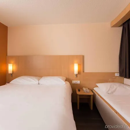 Ibis Paris Vanves Parc Des Expositions Exterior photo